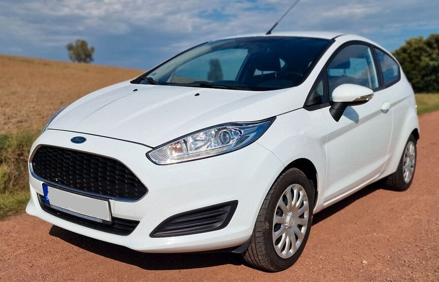Ford Fiesta 53.000 km 7.199 € Rochlitz 09306