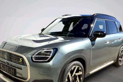 Mini Countryman SE All4 4.133 km 49.900 &euro; München 80788