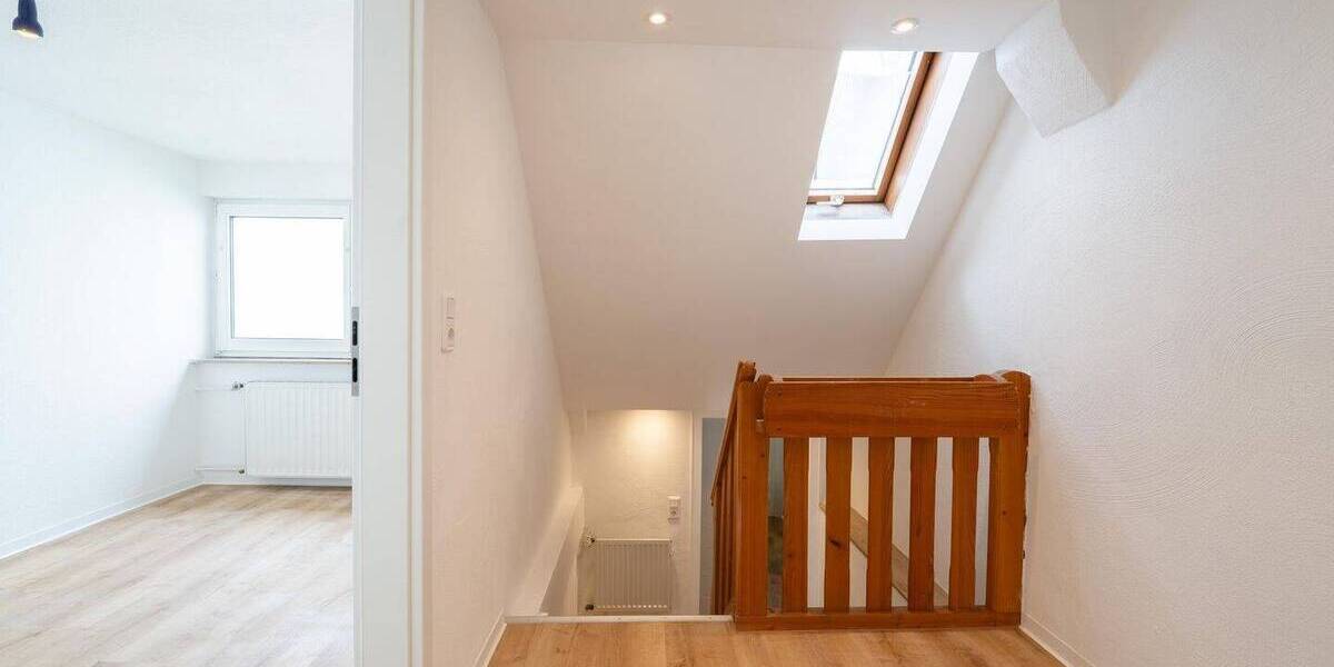 Einfamilienhaus Kirchhain - 5 Zimmer, 146 m&sup2;, 249.500&euro; | Angebot:26569290