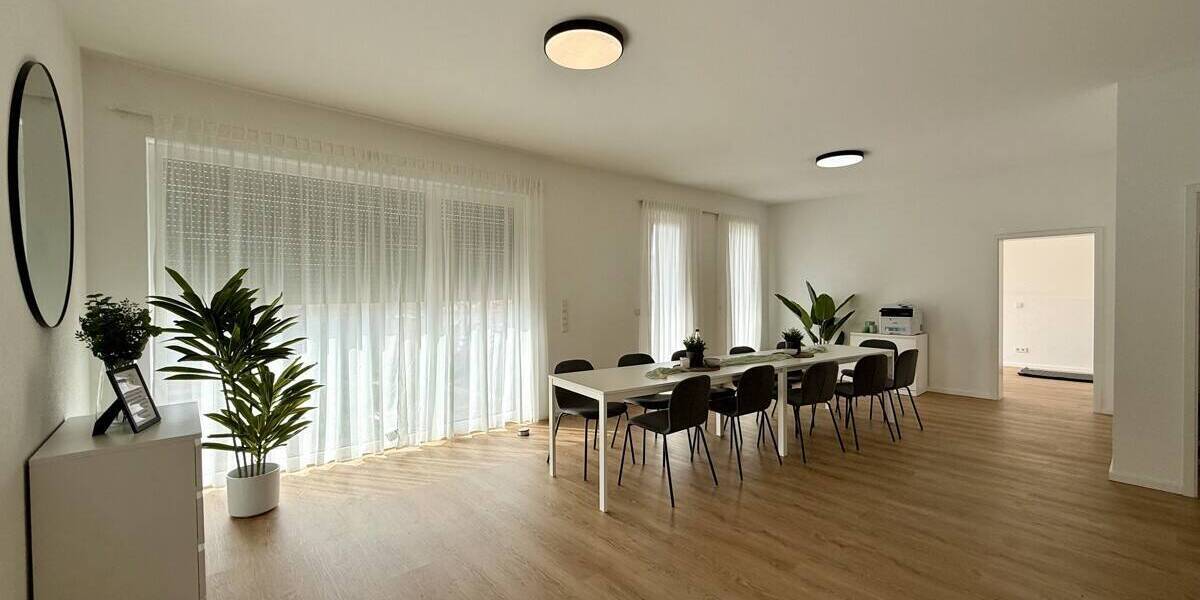 Etagenwohnung Riegelsberg - 3 Zimmer, 101 m&sup2;, 1.100&euro; | Angebot:26358488