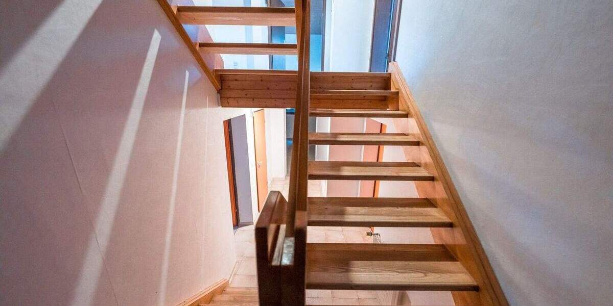 Leben in der Idylle! Gepflegtes Einfamilienhaus mit Garage und sensationellem Garten in Rudersberg-Lindental 6 zimmer