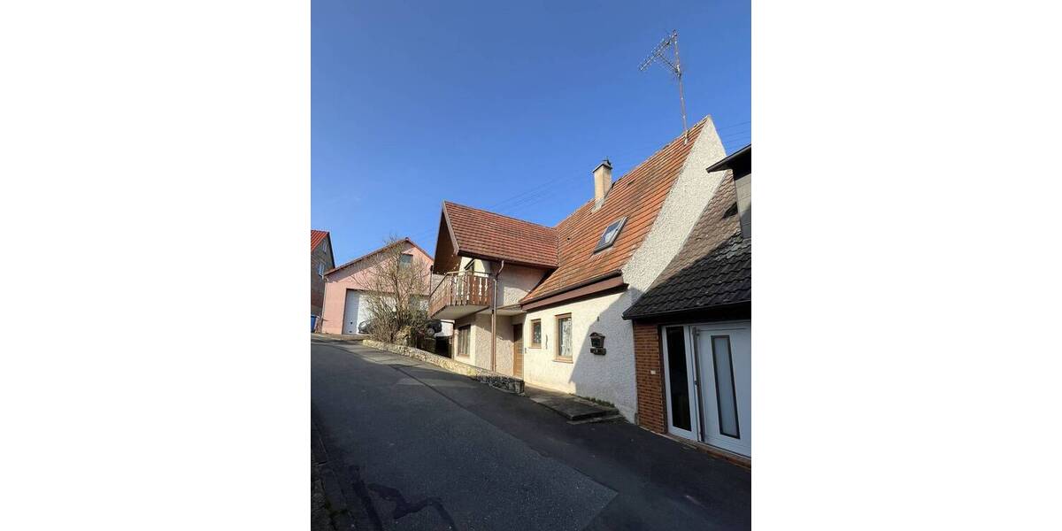 Einfamilienhaus Bad Mergentheim Apfelbach - 5 Zimmer, 117 m&sup2;, 219.000&euro; | Angebot:26874958