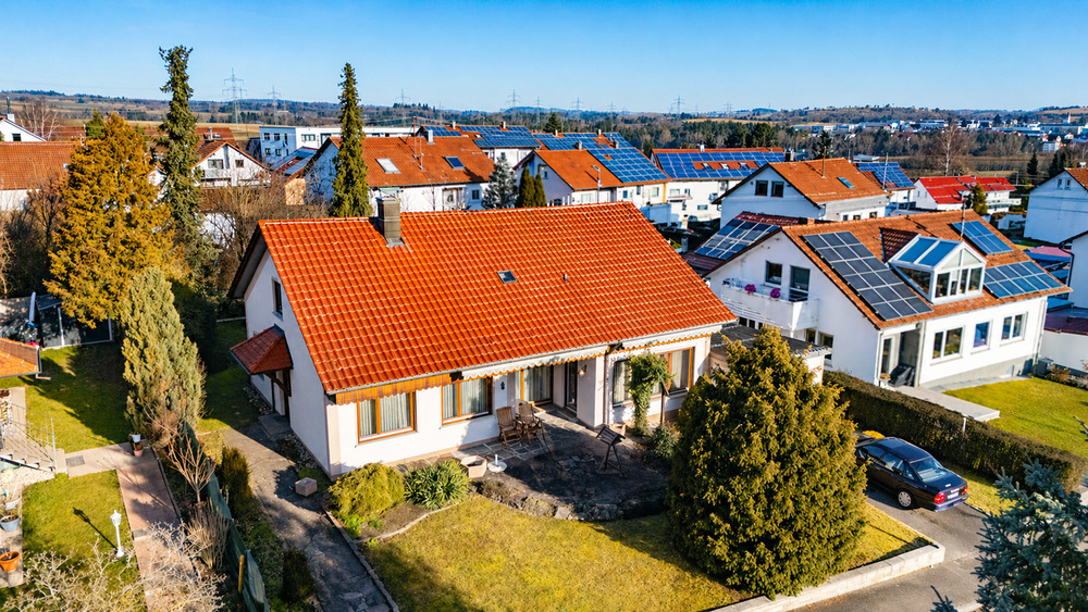 Einfamilienhaus Balingen - 6 Zimmer, 140 m&sup2;, 379.000&euro; | Angebot:25741053
