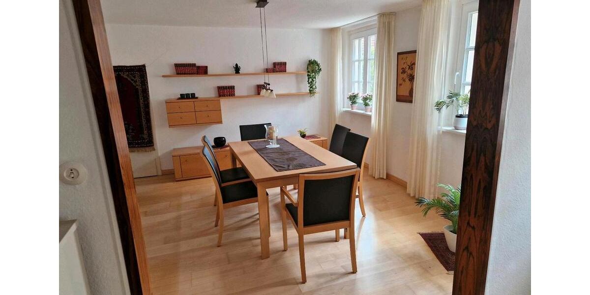 Dachgeschoßwohnung Velen - 3 Zimmer, 100 m&sup2;, 400&euro; | Angebot:26335323