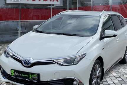 Toyota Auris 96.325 km 15.490 &euro; Ottobrunn 85521