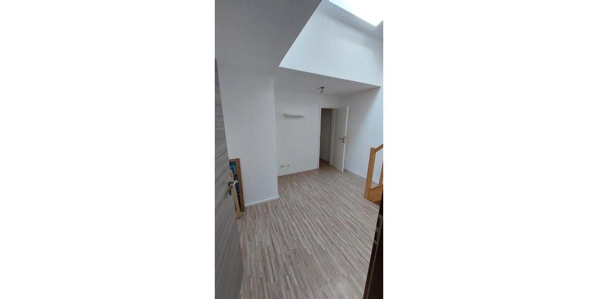 Maisonettenwohnung Radolfzell am Bodensee - 4.5 Zimmer, 172 m&sup2;, 1.400&euro; | Angebot:26310136