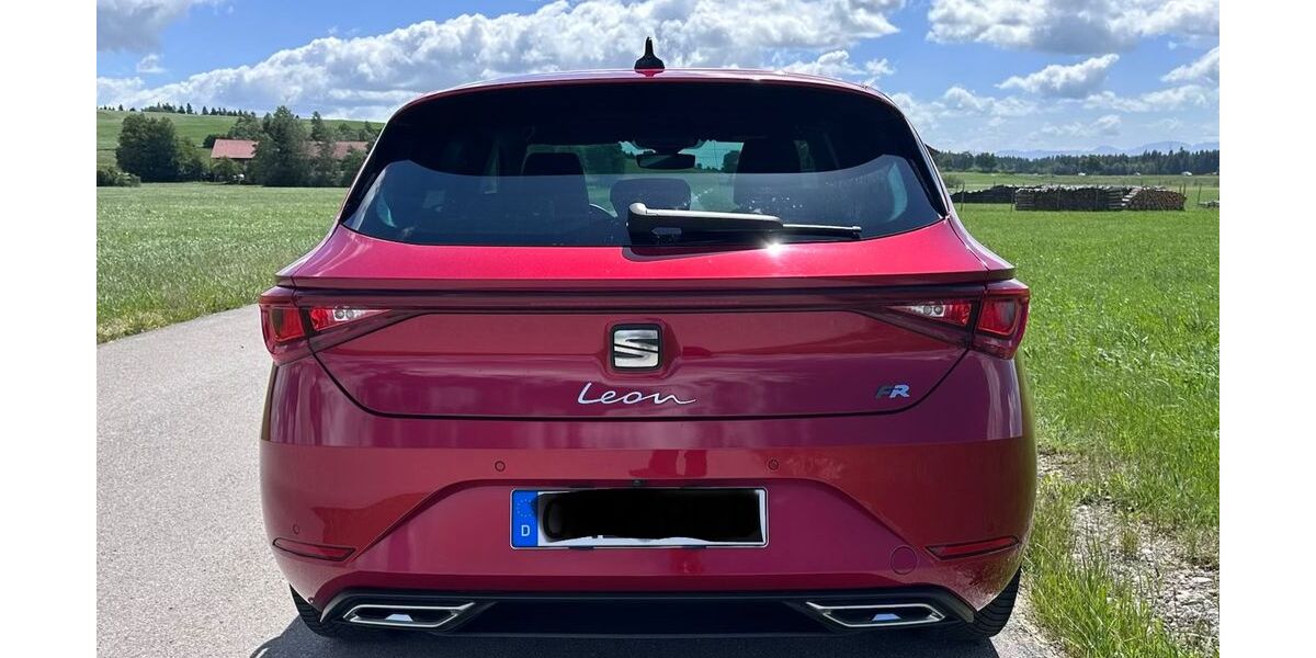 Seat Leon 96.000 km 17.900 &euro; Aitrang 87648