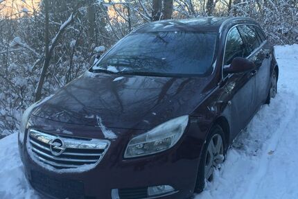 Opel Insignia 248.235 km 3.750 &euro; Remtengrün 08626
