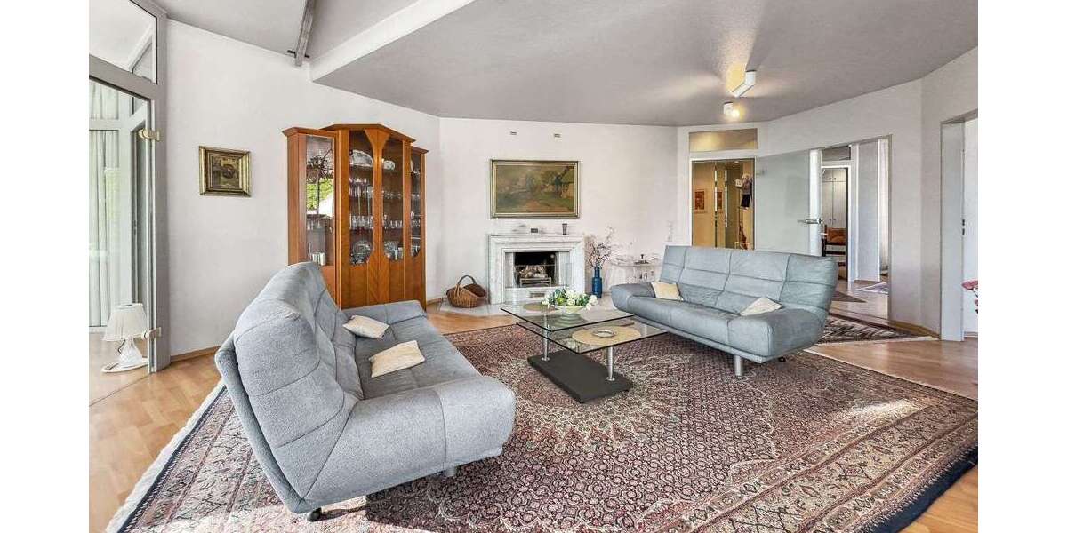 Wohnung zum Kaufen in Delmenhorst 369.000 € 170 m² 5 zimmer