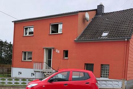 Haus Riegelsberg - 5 Zimmer, 141 m&sup2;, 1.300&euro; | Angebot:26398011