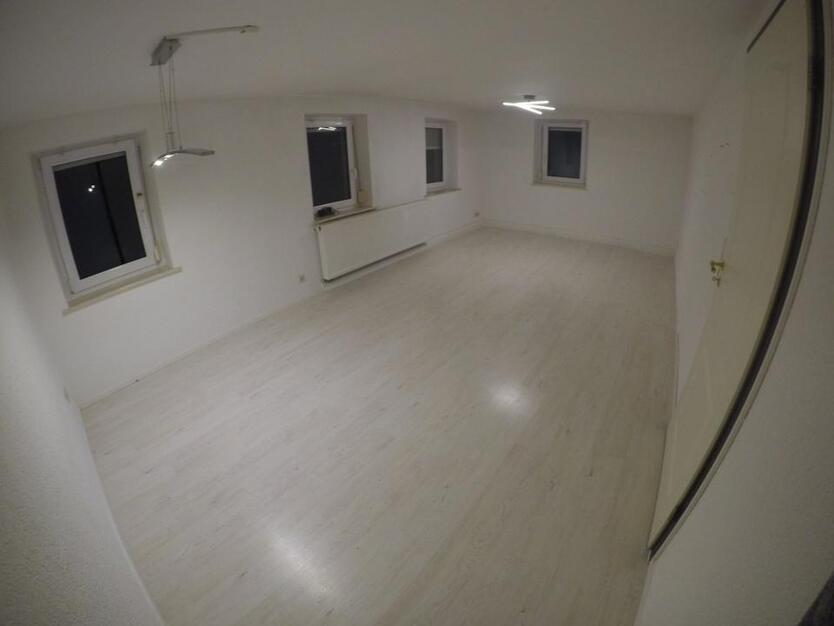 Geräumiges Einfamilienhaus in Frommenhausen