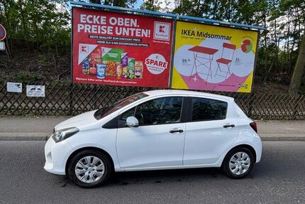 Toyota Yaris 88.000 km 9.500 &euro; Berlin 13357