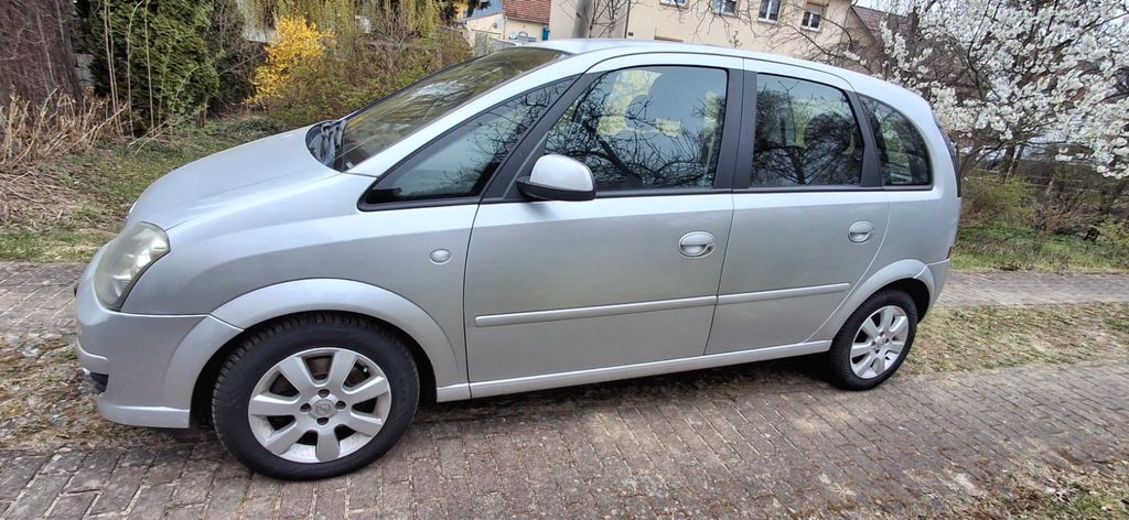 Opel Meriva 119.000 km 2.500 &euro; Schlaubetal 15890