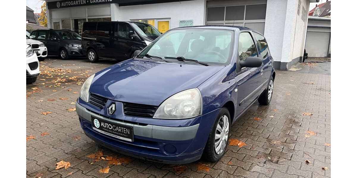 Renault Clio 176.000 km 1.990 € Paderborn 33098
