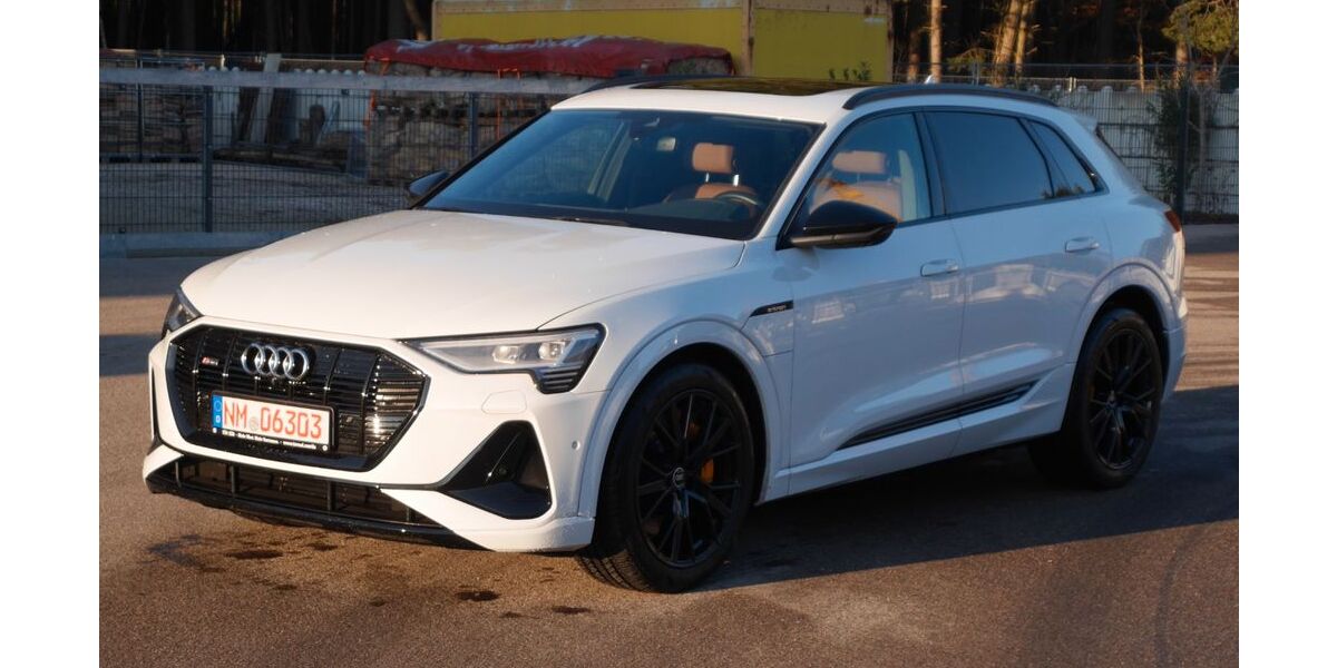 Audi e-tron 6.050 km 46.990 &euro; Postbauer-Heng 92353