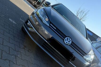 VW Golf 76.000 km 18.000 &euro; Hilchenbach 57271