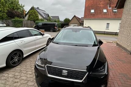 Seat Arona 79.890 km 9.300 &euro; Löhne 32584