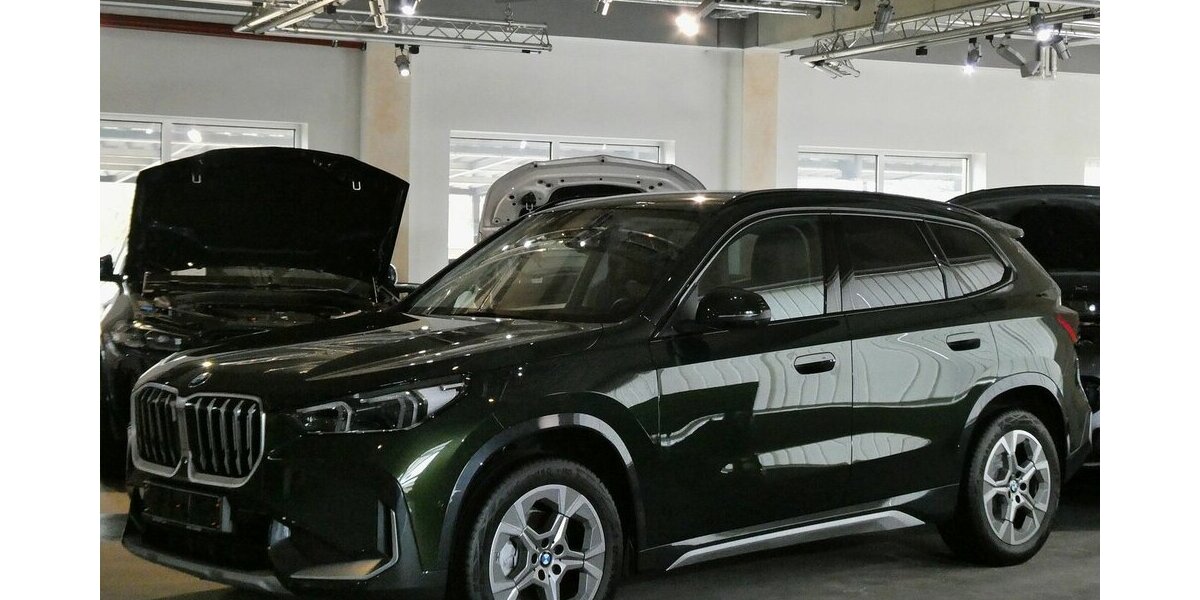 BMW X1 20d xDrive x-Line AHK,360°,HUD,Ledersportsitze 21.200 km 41.990 &euro; Landshut 84030