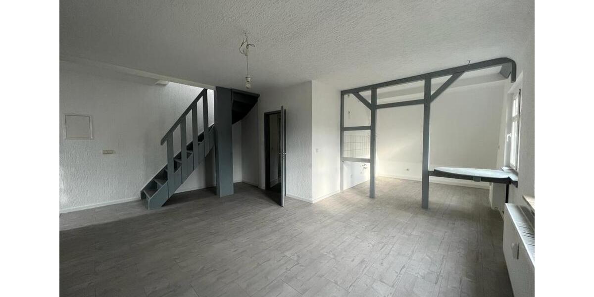 Dachgeschoßwohnung Greiz - 3 Zimmer, 78 m&sup2;, 468&euro; | Angebot:26676620