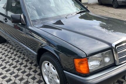 Mercedes 190