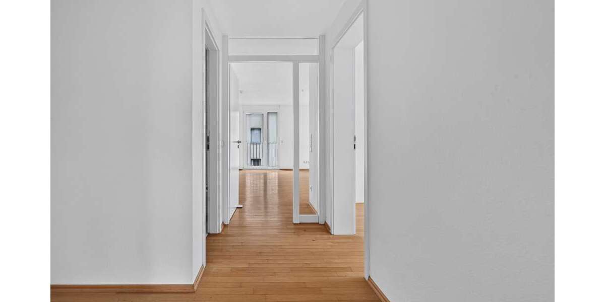 Etagenwohnung Karlsruhe Südstadt - 3 Zimmer, 82 m&sup2;, 1.150&euro; | Angebot:27145025