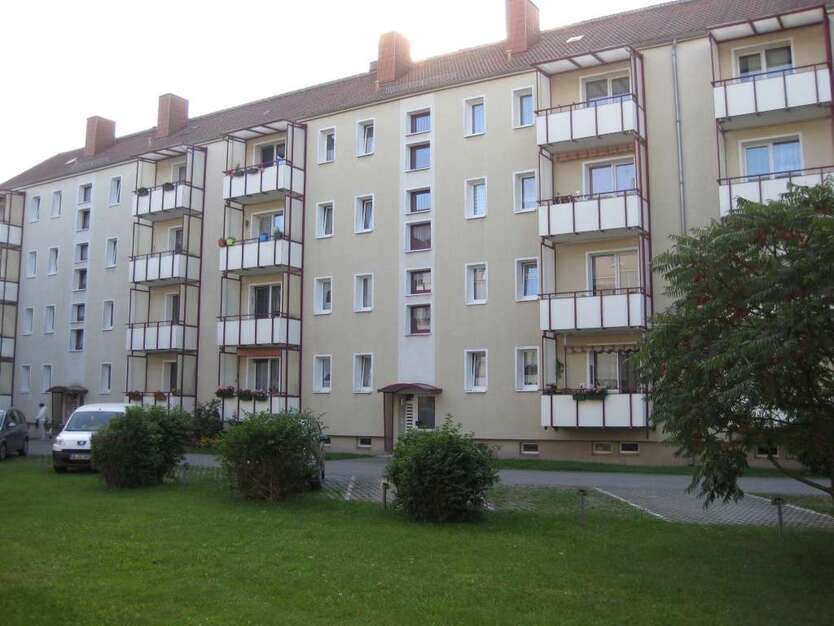 Wohnung zum Mieten in Anklam 326,89 € 50.29 m² 2 zimmer