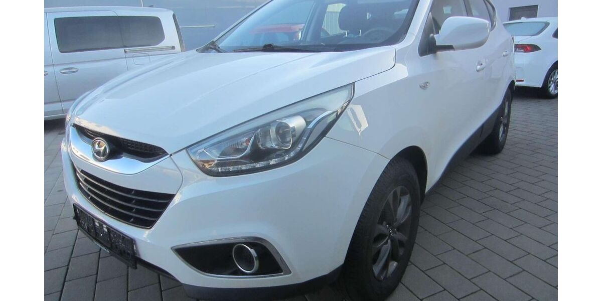 Hyundai ix35 121.000 km 8.250 &euro; Erbach/ODW 64711