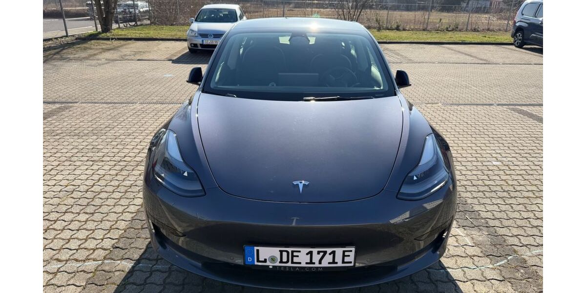 Tesla Model 3 77.671 km 22.600 &euro; Leipzig 04299