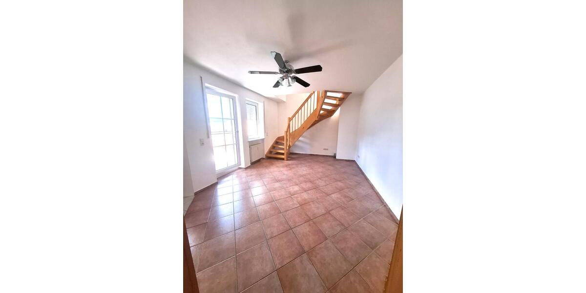 Maisonettenwohnung Deggendorf - 2.5 Zimmer, 77 m&sup2;, 245.000&euro; | Angebot:26888075