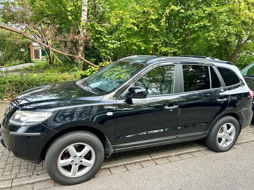 Hyundai SANTA FE 185.995 km 4.900 € Essen 45355