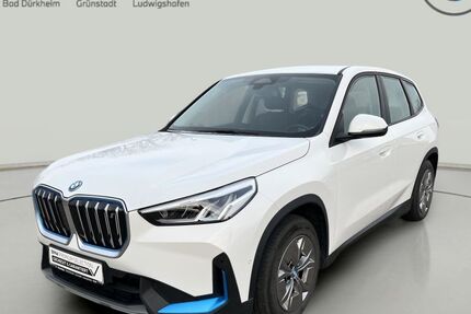 BMW iX1 51.414 km 32.900 &euro; Ludwigshafen 67071