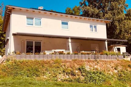 Haus Pegnitz - 7 Zimmer, 231 m&sup2;, 599.999&euro; | Angebot:25611637