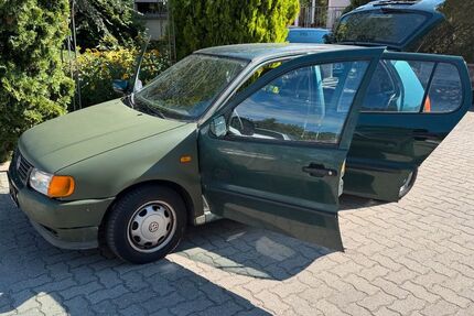 VW Polo 68.000 km 1.885 &euro; Trebbin 14959