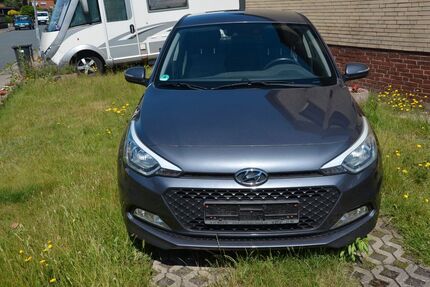 Hyundai i20 48.890 km 7.950 &euro; Loxstedt 27612