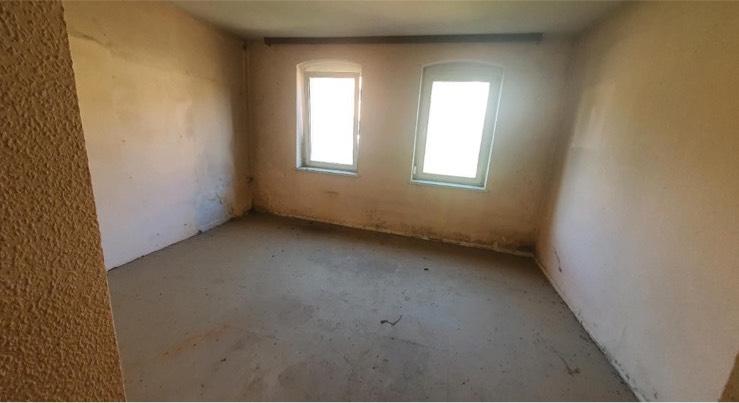Reihenhaus Raguhn-Jeßnitz Jeßnitz (Anhalt) - 6 Zimmer, 100 m&sup2;, 40.000&euro; | Angebot:25762263