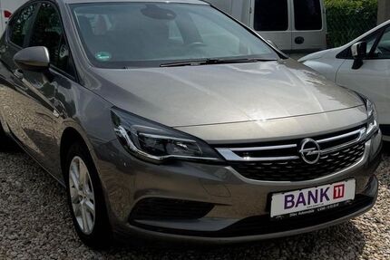 Opel Astra 44.021 km 10.999 &euro; Bad Lauchstädt 06246