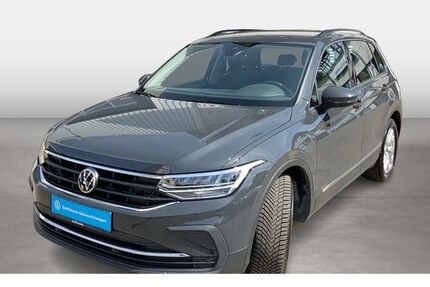 VW Tiguan 32.200 km 26.888 € Lahr 77933