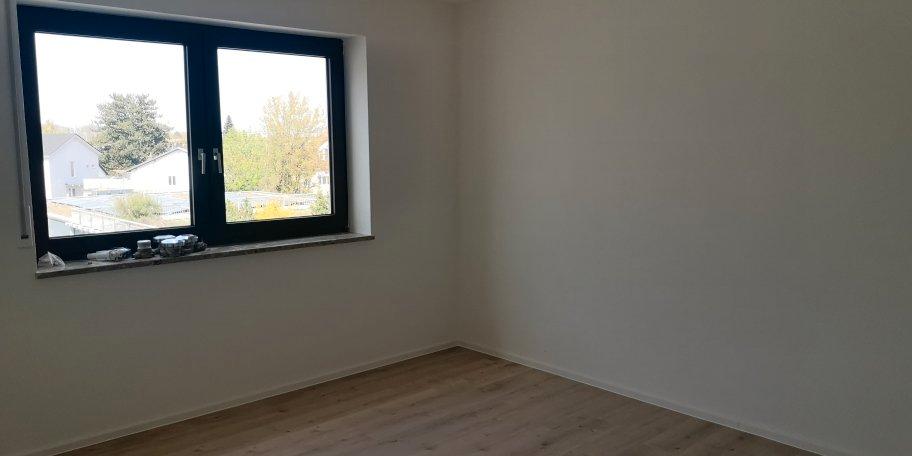 Etagenwohnung Buchloe - 2 Zimmer, 99 m&sup2;, 1.200&euro; | Angebot:26197716