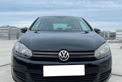 VW Golf 162.000 km 5.200 &euro; Sankt Leon-Rot 68789