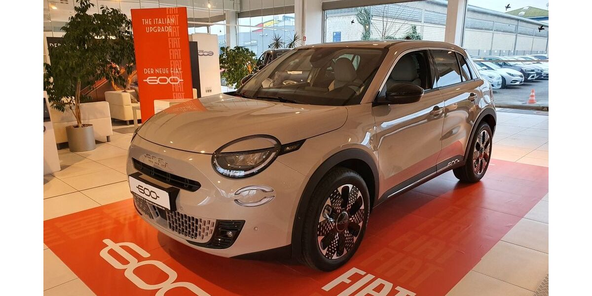 Fiat 600e 10 km 36.990 &euro; Mainz 55120