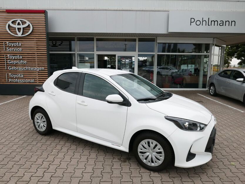 Toyota Yaris 43.000 km 13.430 € Zeithain 01619