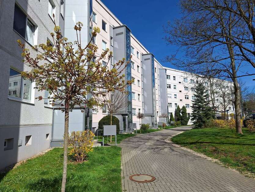 Wohnung zum Mieten in Reichenbach 280 € 56.7 m²