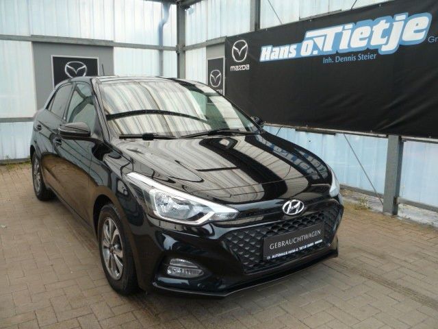 i20