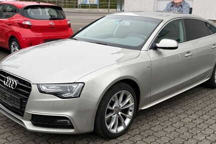 Audi A5 228.000 km 9.900 &euro; Völklingen 66333