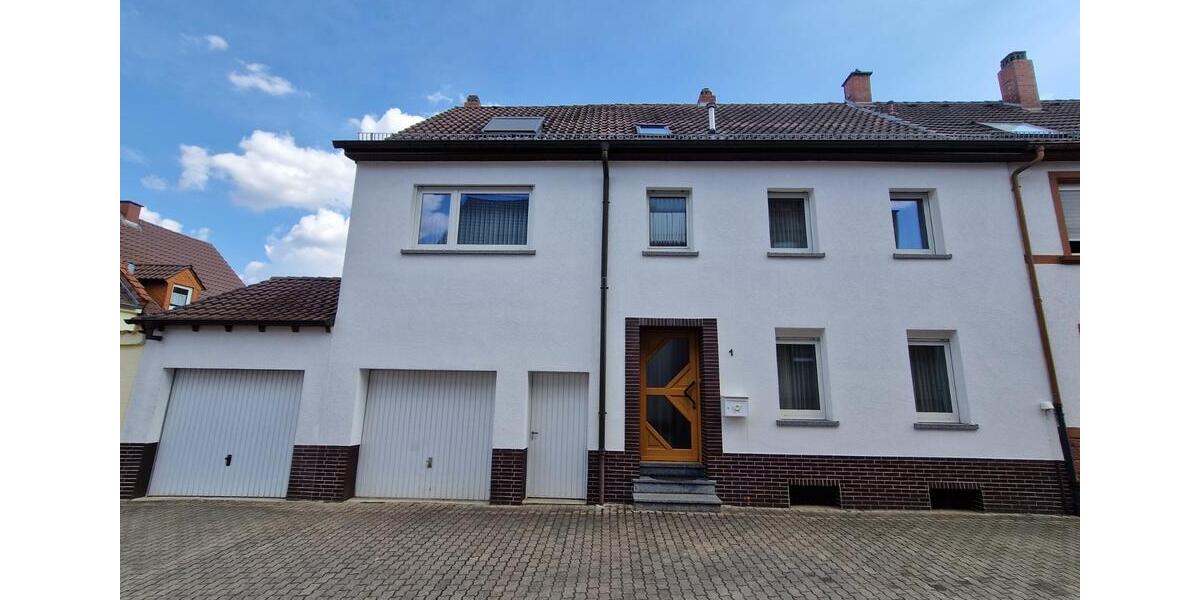 Doppelhaushälfte Kaiserslautern Engelshof - 8 Zimmer, 188 m&sup2;, 320.000&euro; | Angebot:9302446