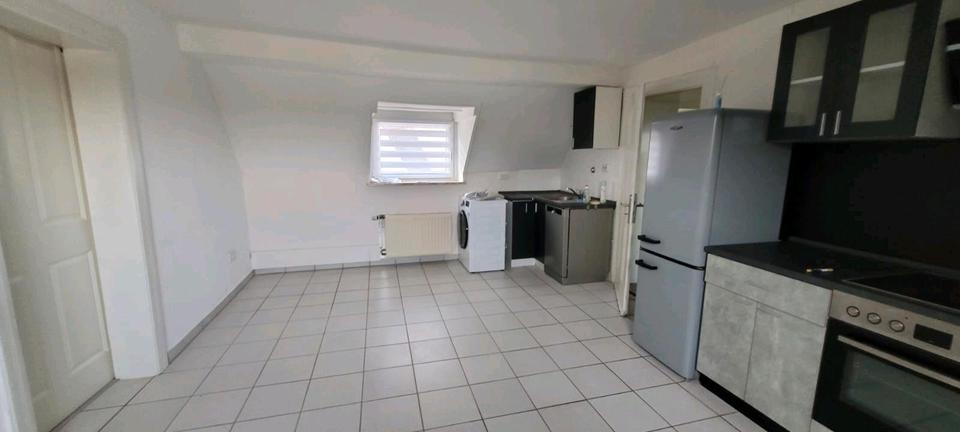 Dachgeschoßwohnung Konz - 4 Zimmer, 72 m&sup2;, 850&euro; | Angebot:25214424
