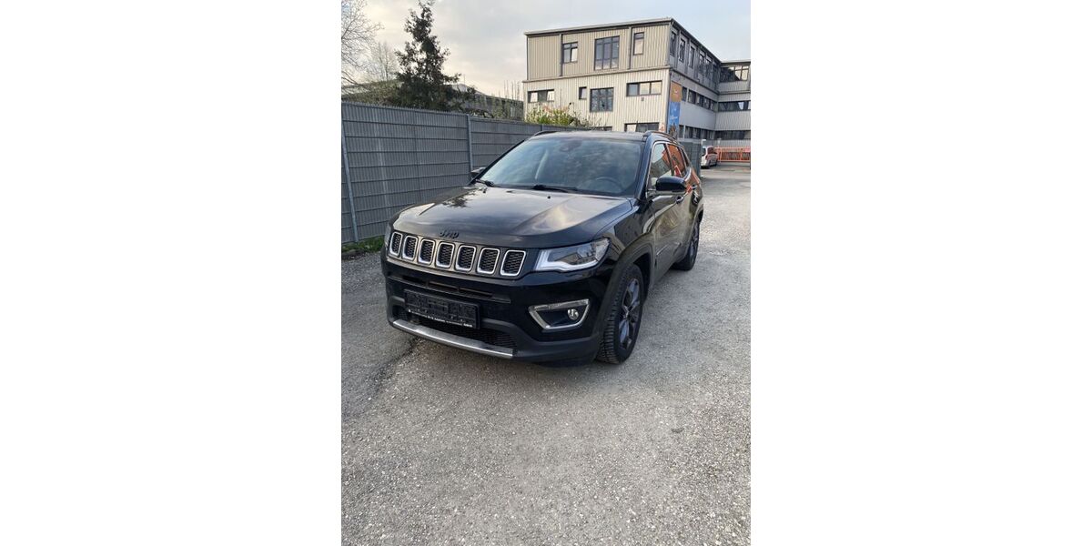 Jeep Compass 143.000 km 19.999 &euro; Neu-Ulm 89231