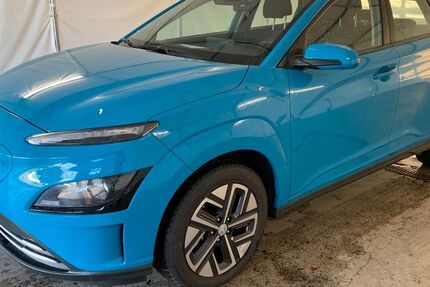 Hyundai KONA 9.770 km 16.950 € Steinbach-Hallenberg OT Herges-Hallenberg 98587