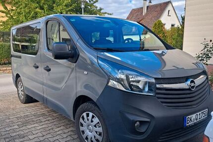 Opel Vivaro 145.000 km 15.250 &euro; Öhringen 74613
