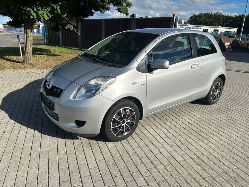 Yaris